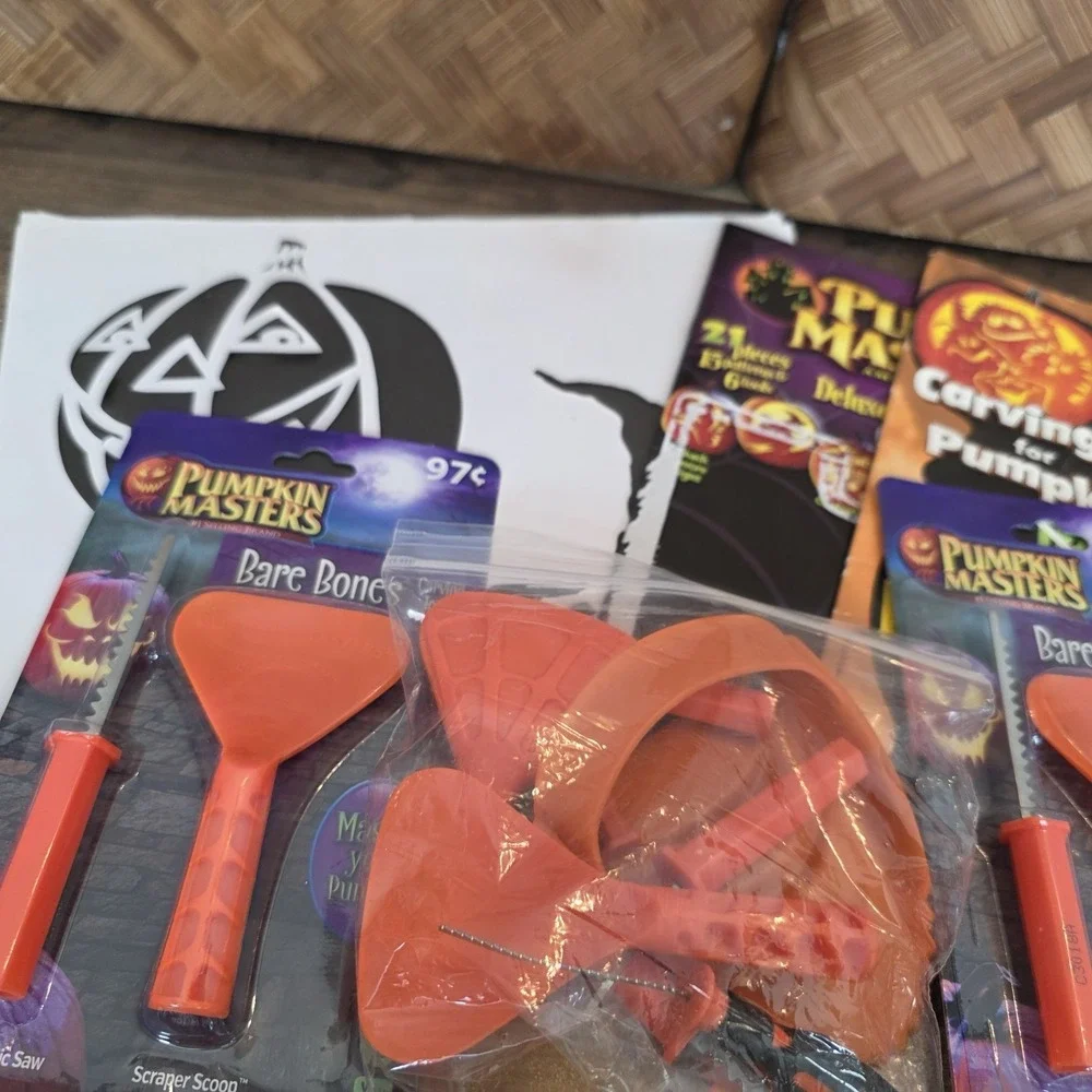 Pumpkin Masters Pumpkin Carving‎ Kit Lot Includes Tools & Patterns Halloween